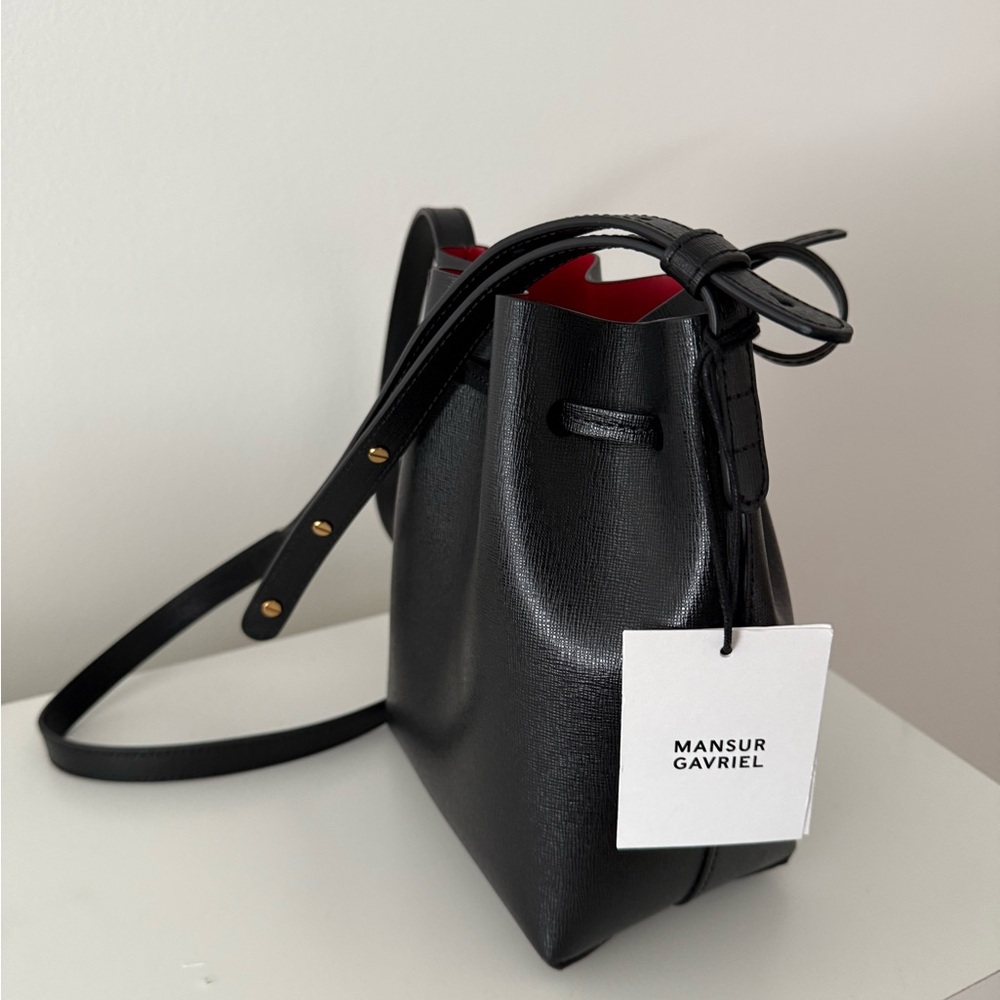 NWT - Black Mansur Gavriel Mini Leather Bucket Bag